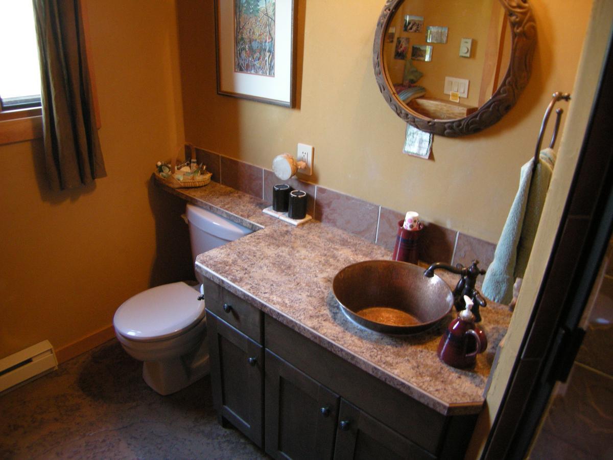 Bighorn Ridge Guesthouse Okanagan Falls Екстериор снимка